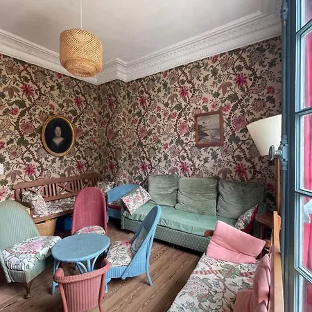 Spacious House A Few Steps From The Sea Дом отдыха Трувиль-сюр-Мер