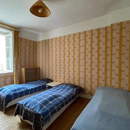 Spacious House A Few Steps From The Sea Трувиль-сюр-Мер